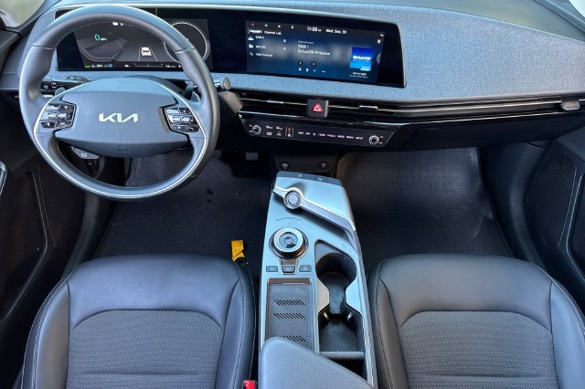 Certified 2023 Kia EV6 Light RWD image 18