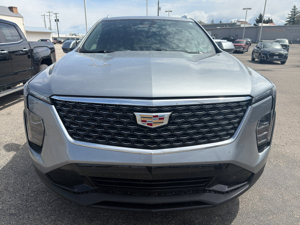 Used 2024 Cadillac XT4 Premium Luxury AWD/4WD image 5