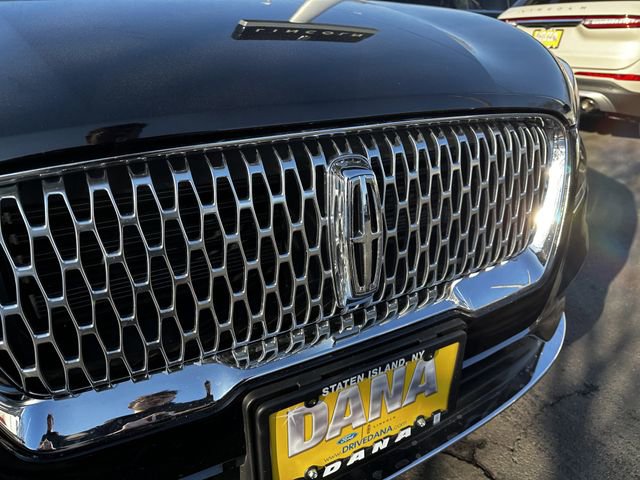 Used 2022 Lincoln Corsair AWD w/ Equipment Group 101A image 10