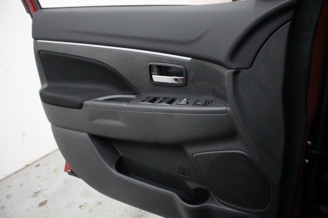 New 2026 Mitsubishi Outlander Sport LE AWD/4WD image 15