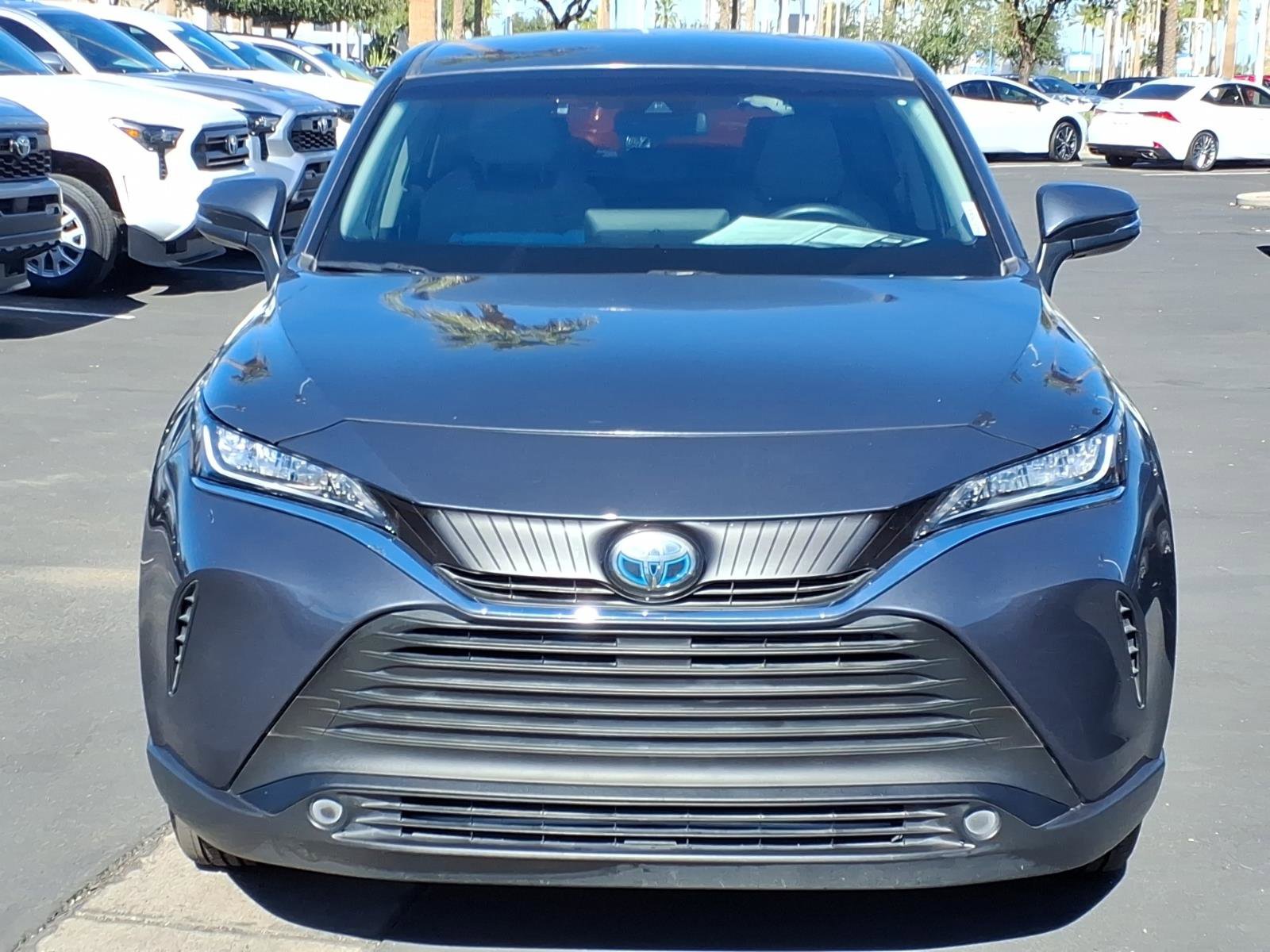 Used 2021 Toyota Venza LE w/ Carpet Mat Package (TMS) image 6