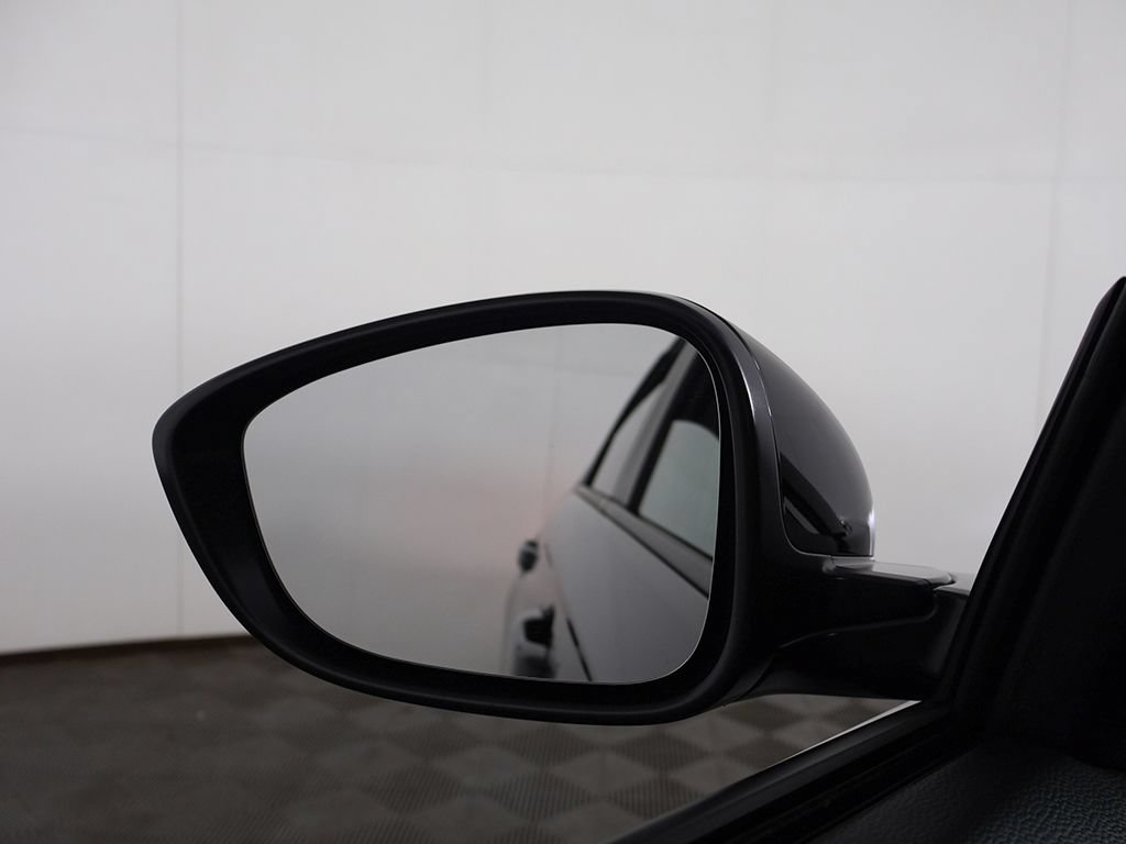 Used 2025 Honda Accord LX image 24