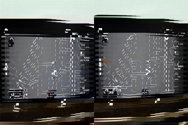 Used 2024 BMW X3 xDrive30i w/ Premium Package w/ZPA image 8