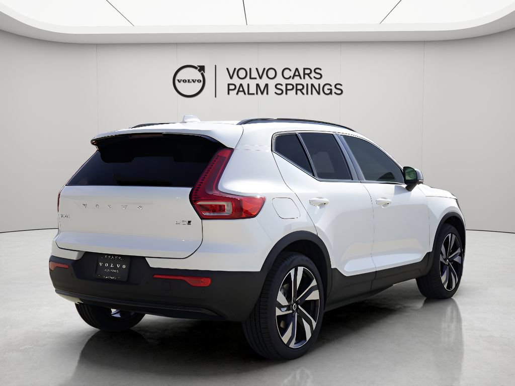 New 2025 Volvo XC40 B5 Ultra w/ Climate Package image 8