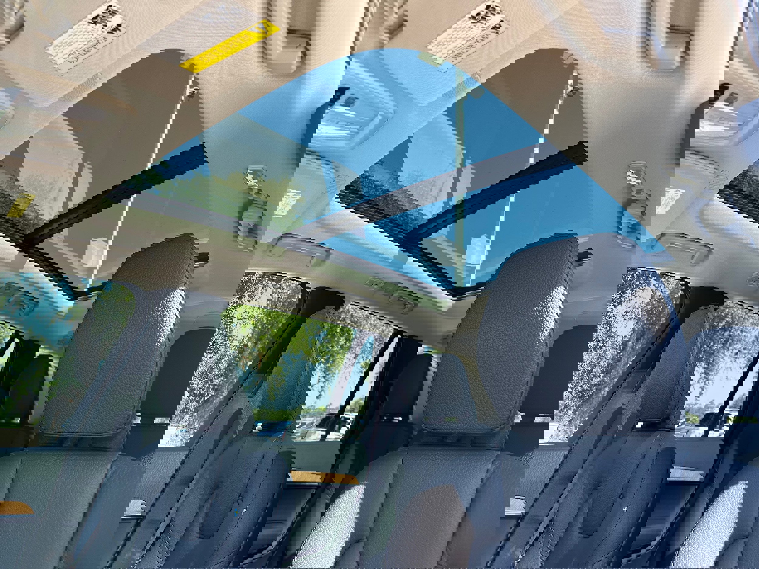 Certified 2023 Volvo XC90 T8 Plus image 25