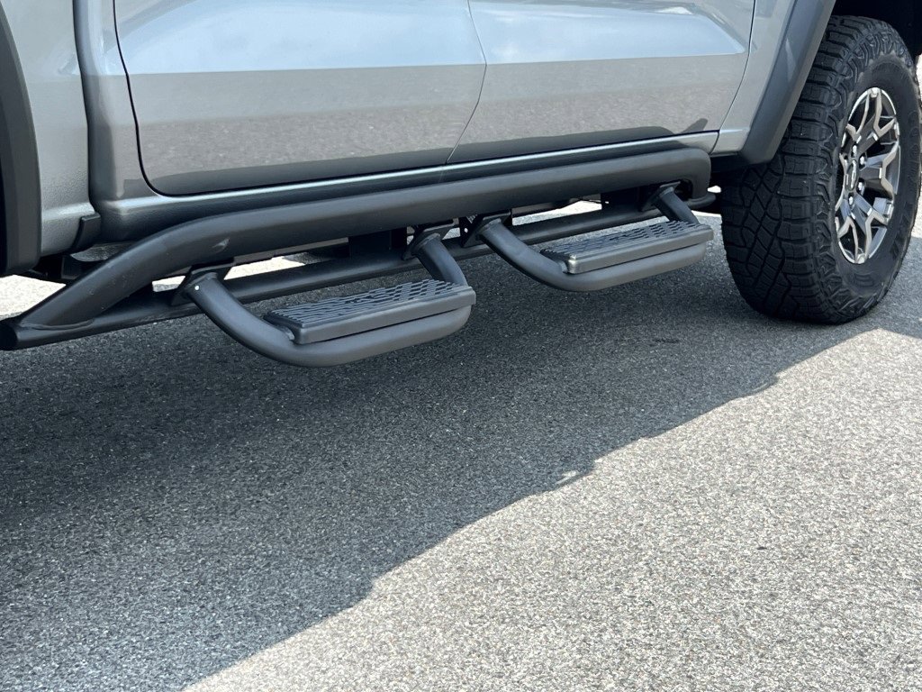 New 2026 Chevrolet Colorado ZR2 w/ Technology Package image 9