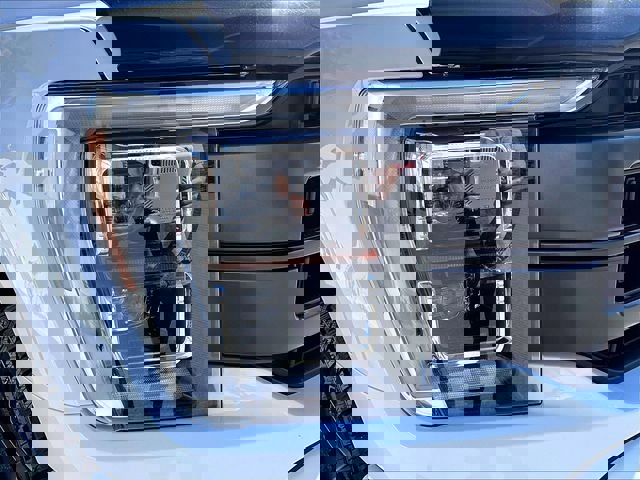 Used 2023 Ford F150 Lariat w/ Equipment Group 502A High AWD/4WD image 32