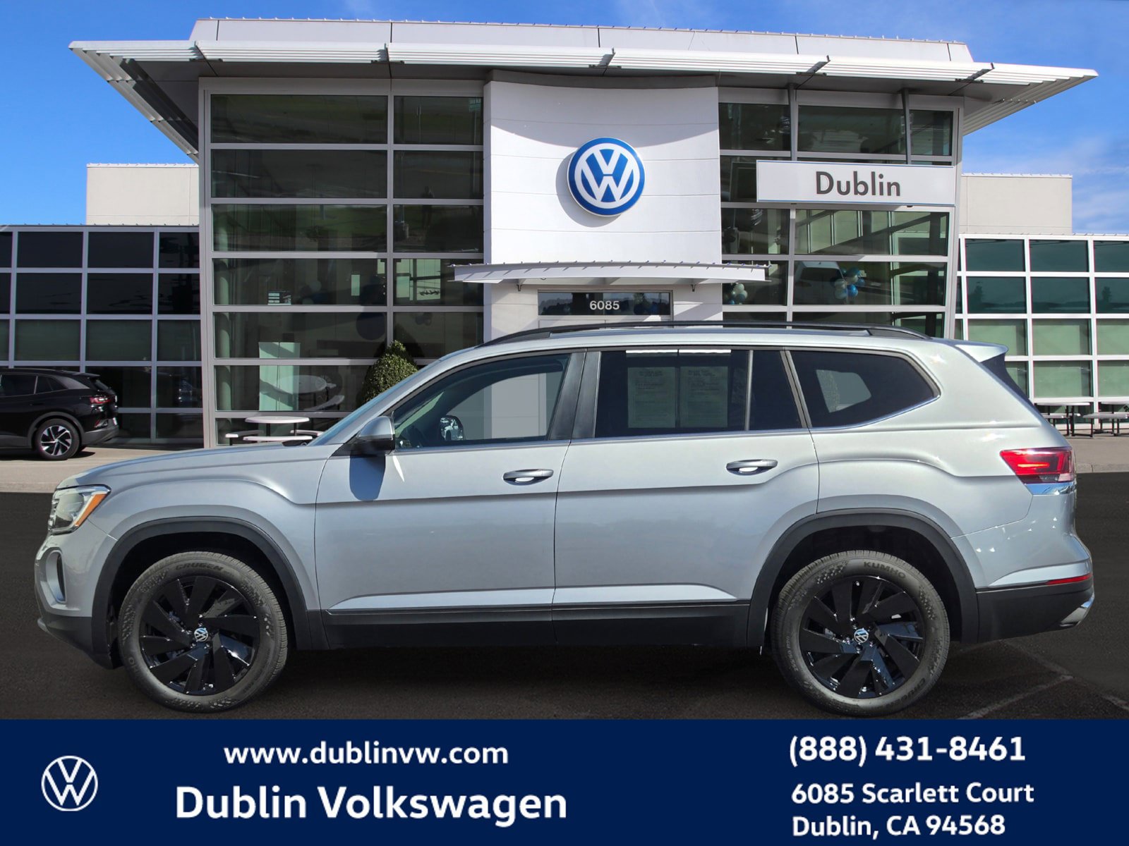 Used 2024 Volkswagen Atlas SE AWD/4WD image 7