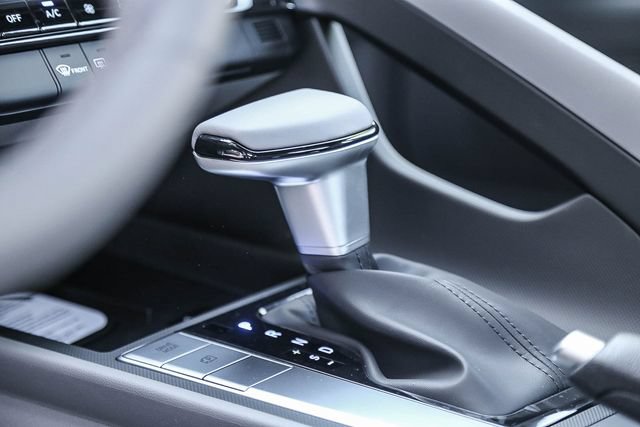 New 2026 Hyundai Elantra Sport FWD image 25