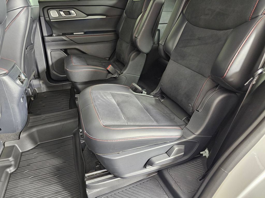 Certified 2025 Ford Explorer ST AWD/4WD image 20