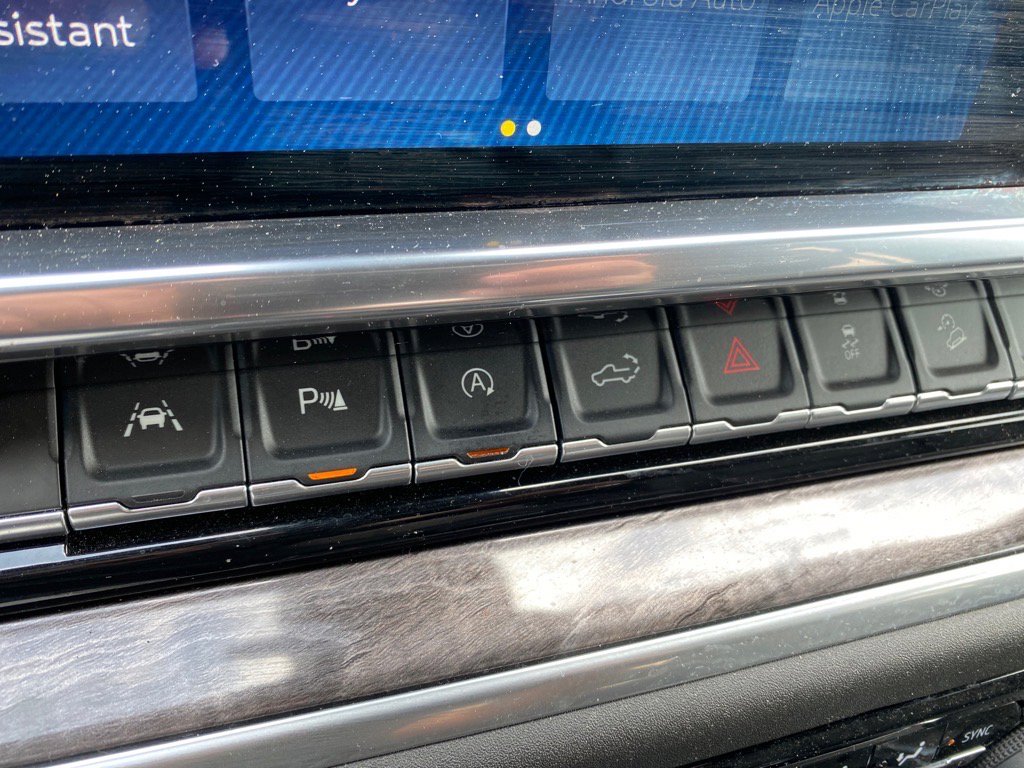 Certified 2023 Chevrolet Silverado 1500 LTZ image 9