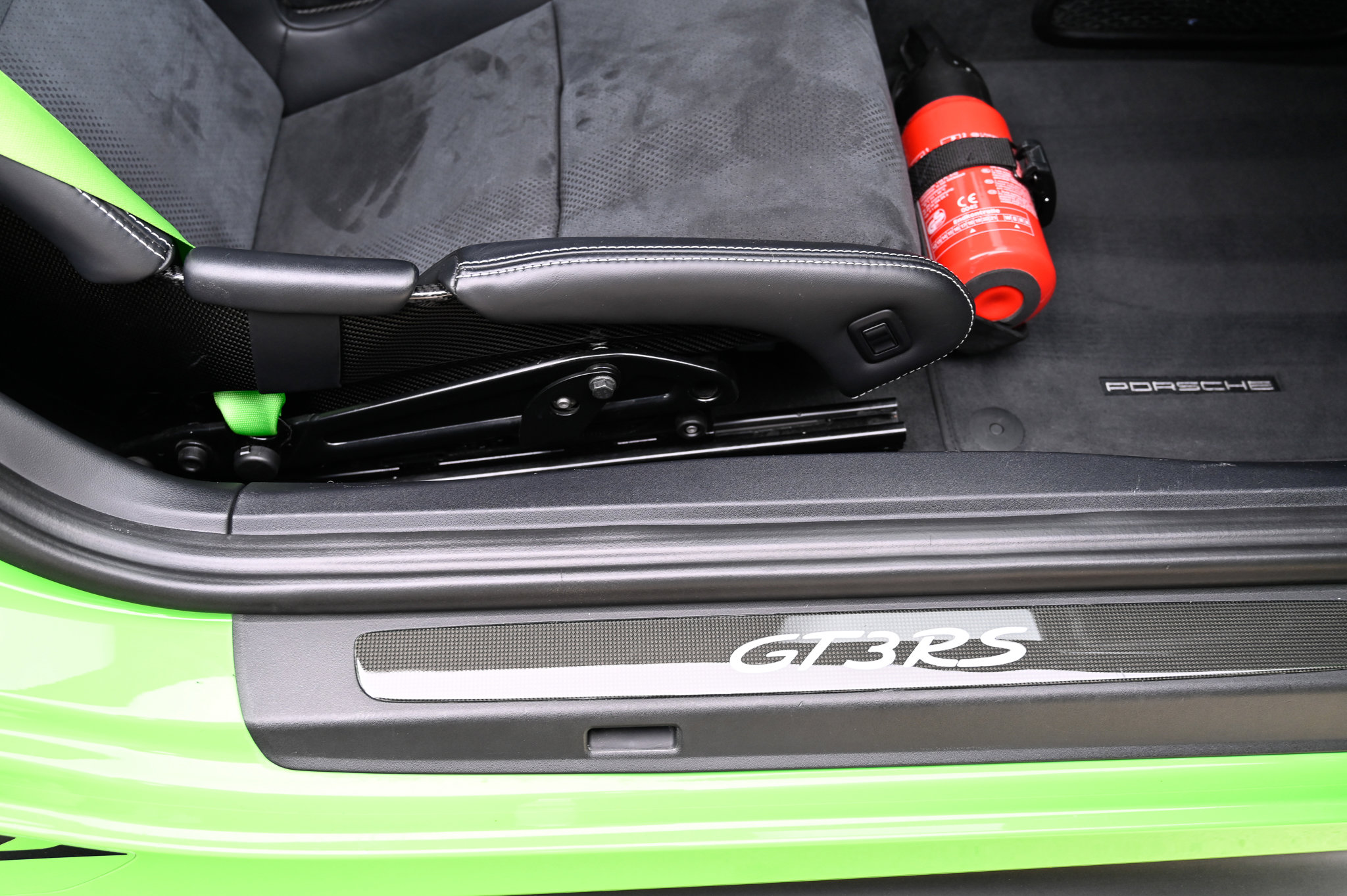 Used 2019 Porsche 911 GT3 RS image 41