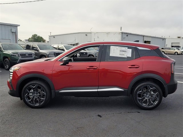 New 2026 Nissan Kicks SR w/ Cold Weather Package image 4