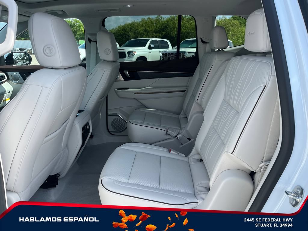 New 2026 Buick Enclave Avenir w/ Super Cruise Package AWD/4WD image 11