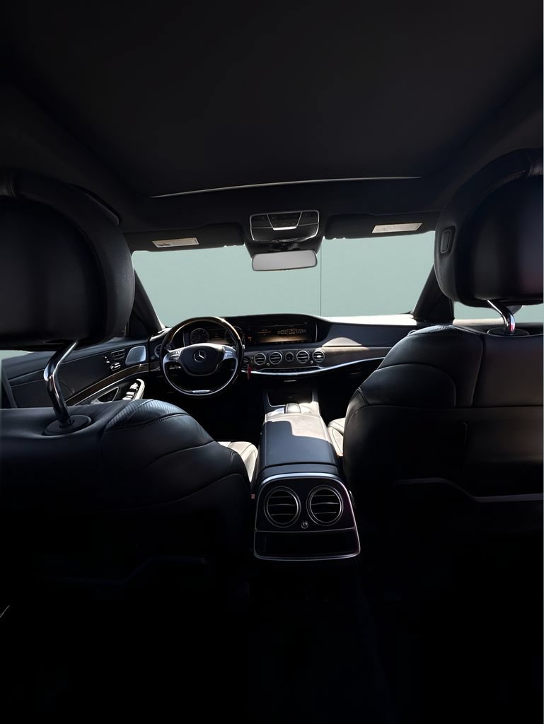 Used 2014 Mercedes-Benz S 550 Sedan w/ Premium 1 Package image 22