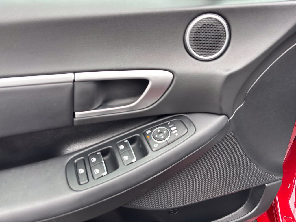 New 2026 Hyundai Sonata SEL AWD/4WD image 15