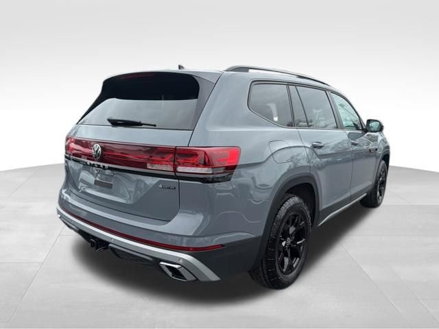 Certified 2024 Volkswagen Atlas Peak Edition SEL image 8