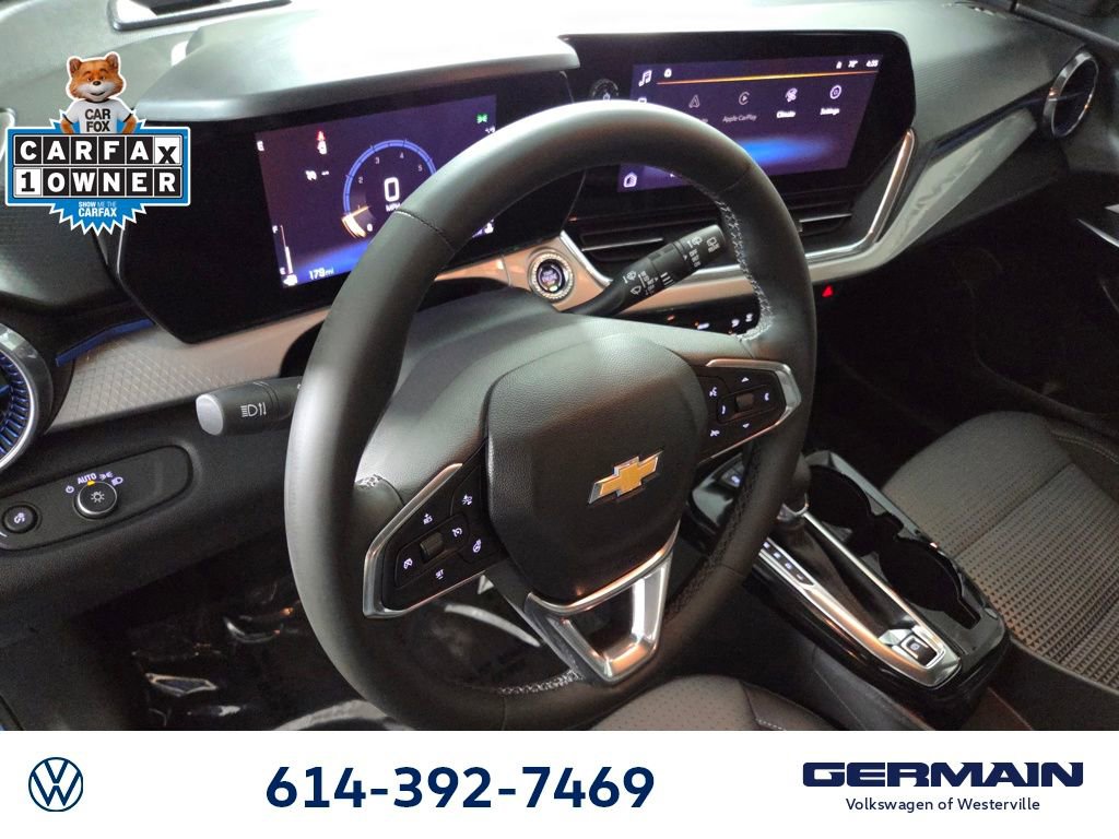 Used 2025 Chevrolet Trax LT w/ LT Convenience Package image 17