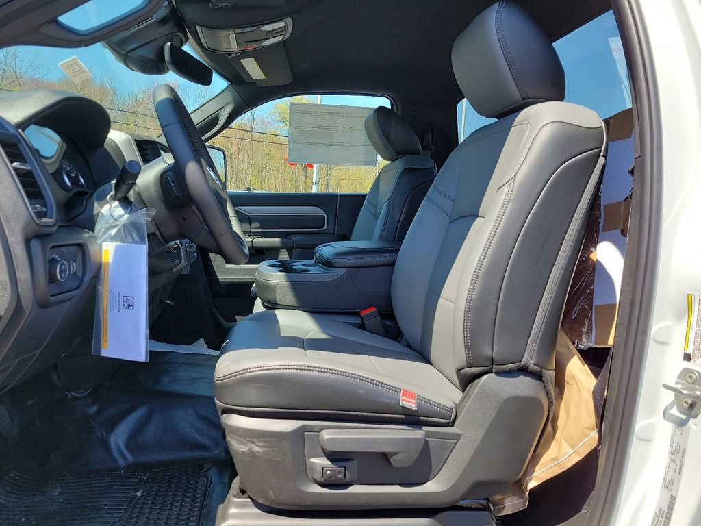 New 2024 RAM 3500 Tradesman w/ Safety Group image 9