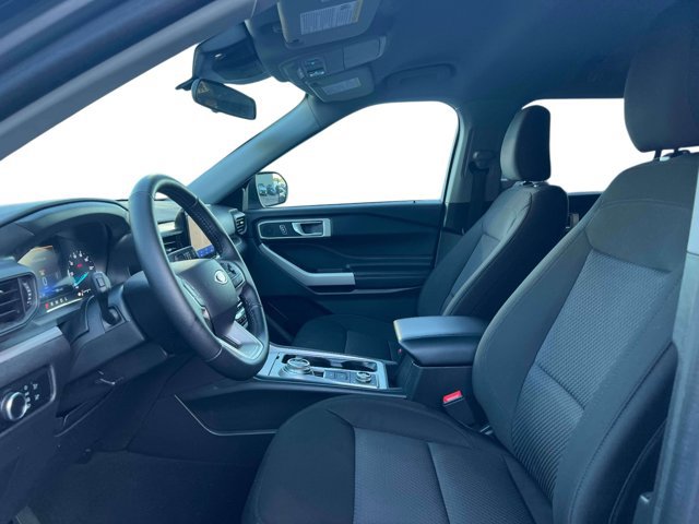 Used 2024 Ford Explorer XLT w/ Class IV Trailer Tow Package AWD/4WD image 18