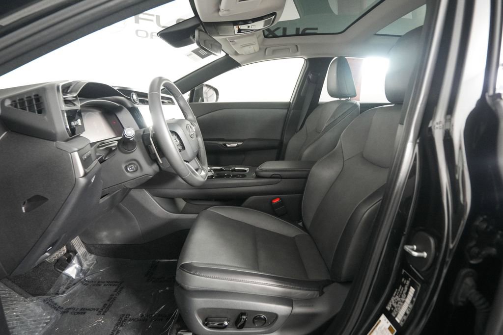 Certified 2023 Lexus RZ 450e Premium w/ Accessory Package (Z1) image 9