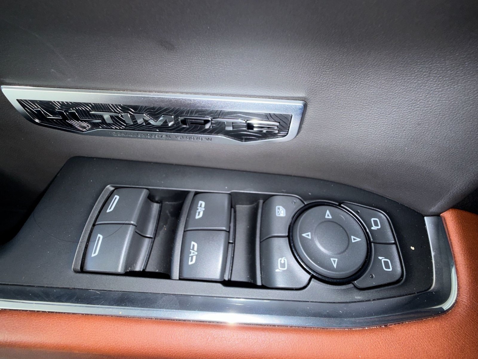 Used 2023 GMC Sierra 1500 Denali Ultimate AWD/4WD image 15