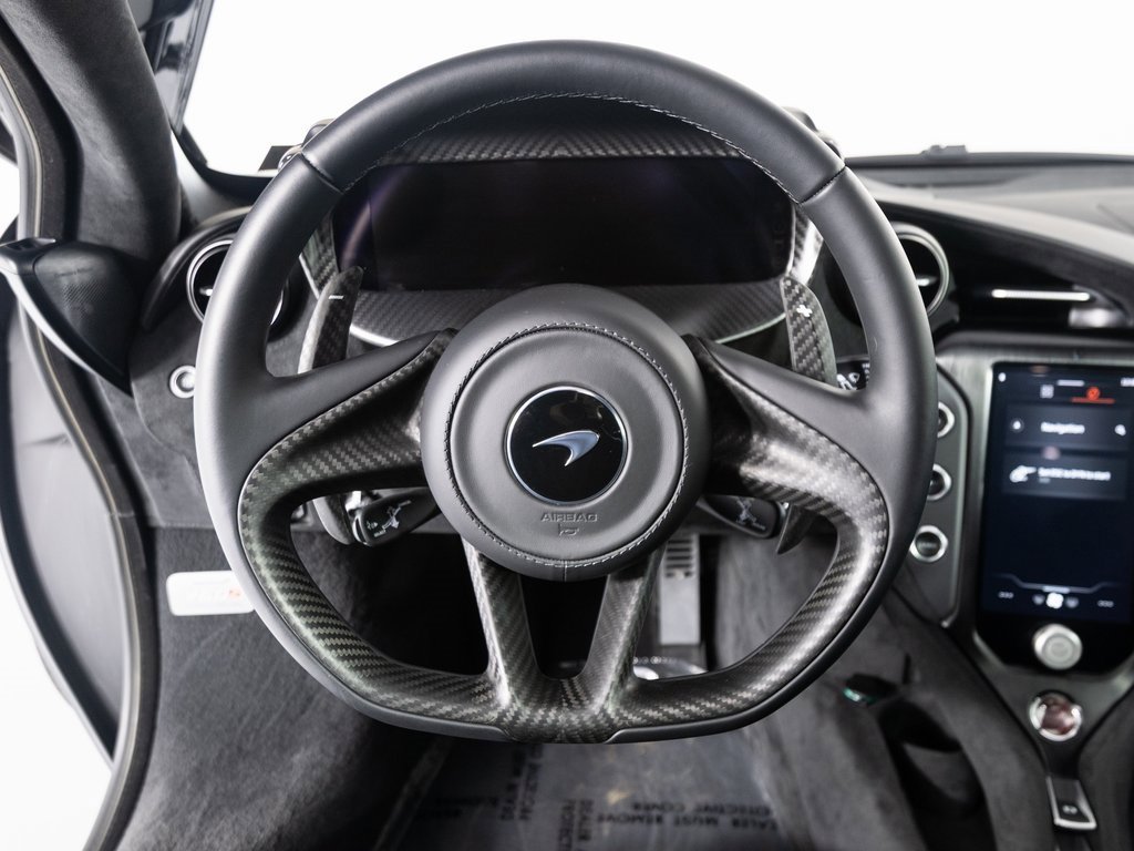Used 2024 McLaren 750S image 14