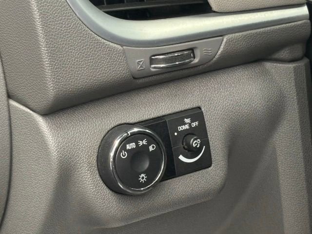 Used 2017 Chevrolet Traverse LS FWD image 16