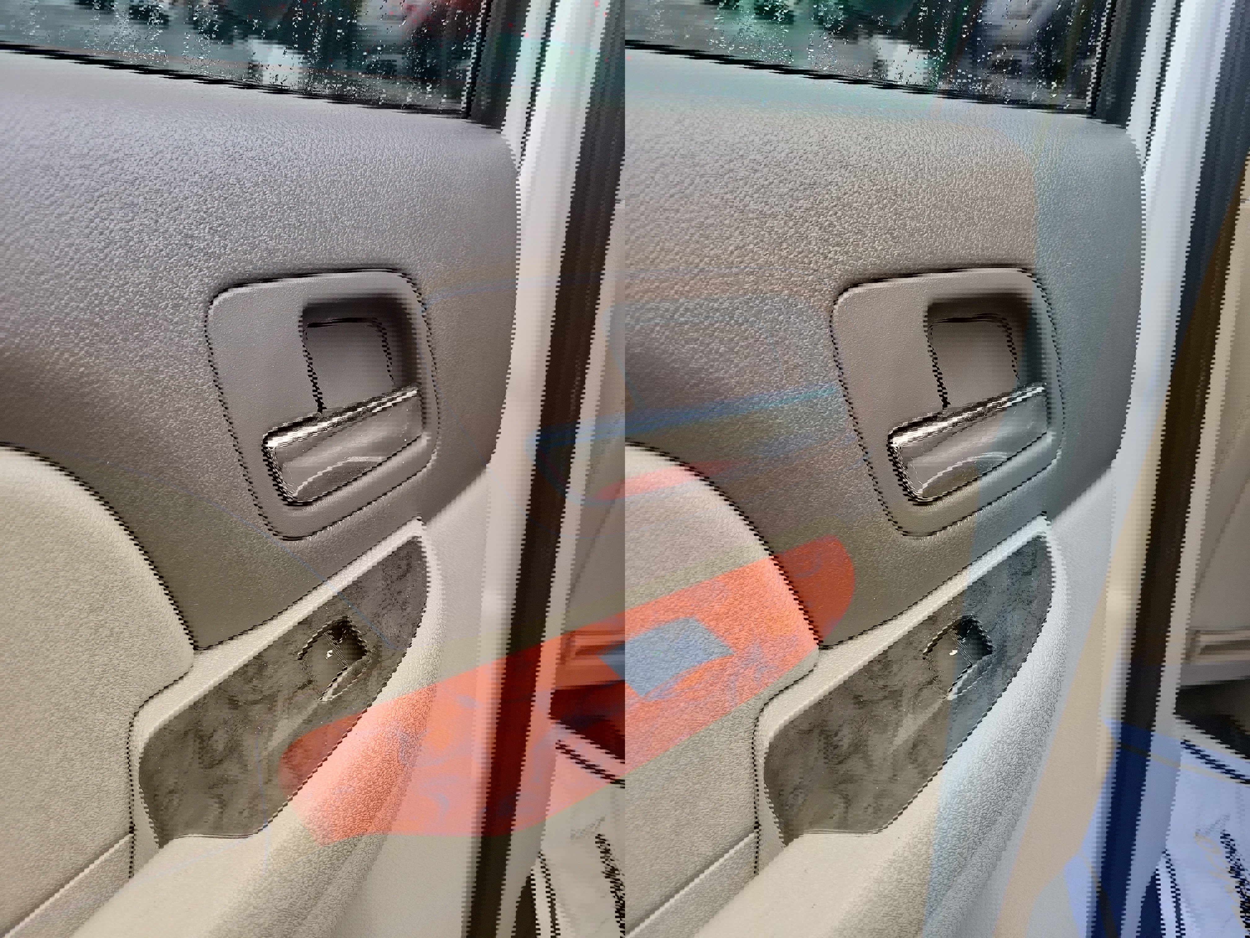 Used 2013 Chevrolet Avalanche LTZ image 13