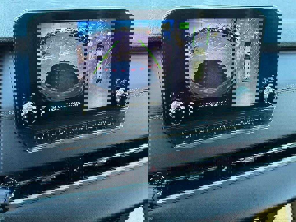 Used 2024 Mitsubishi Outlander SE image 13