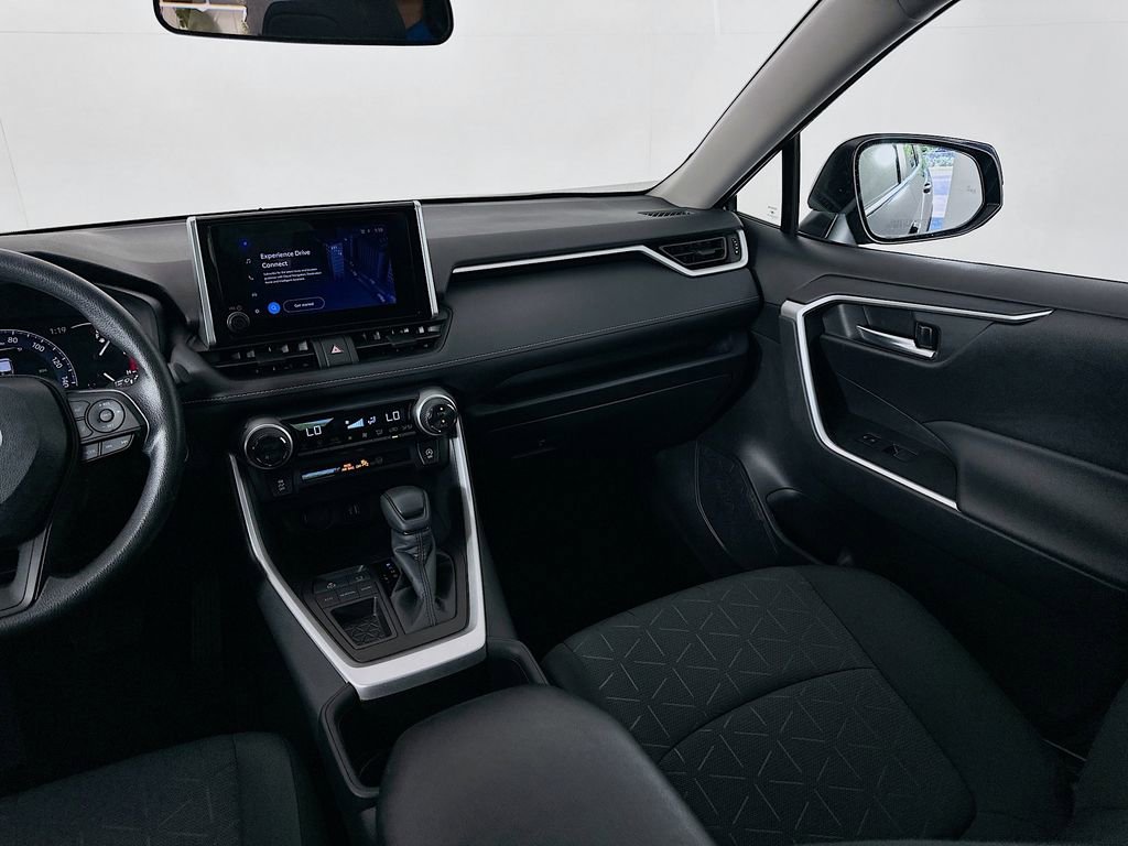 Certified 2025 Toyota RAV4 XLE w/ Convenience Package FWD image 23
