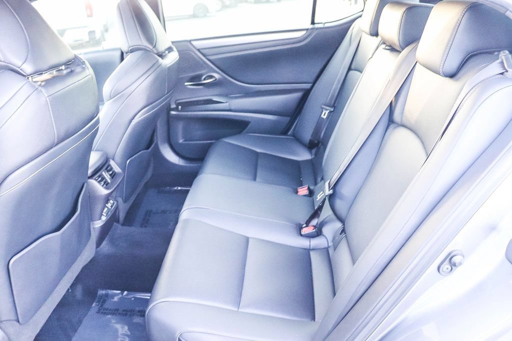 Used 2020 Lexus ES 350 F Sport w/ Accessory Package 2 FWD image 22