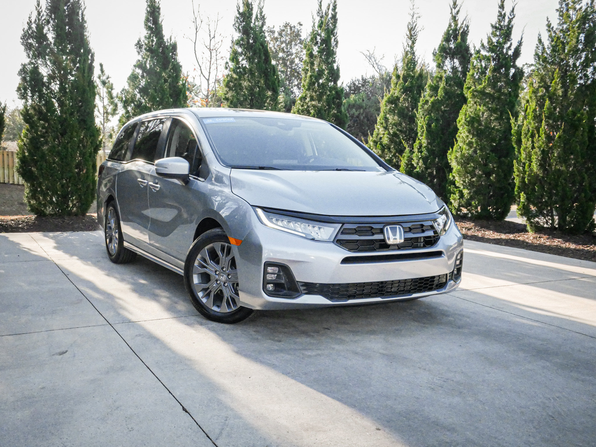 Certified 2025 Honda Odyssey Touring image 2