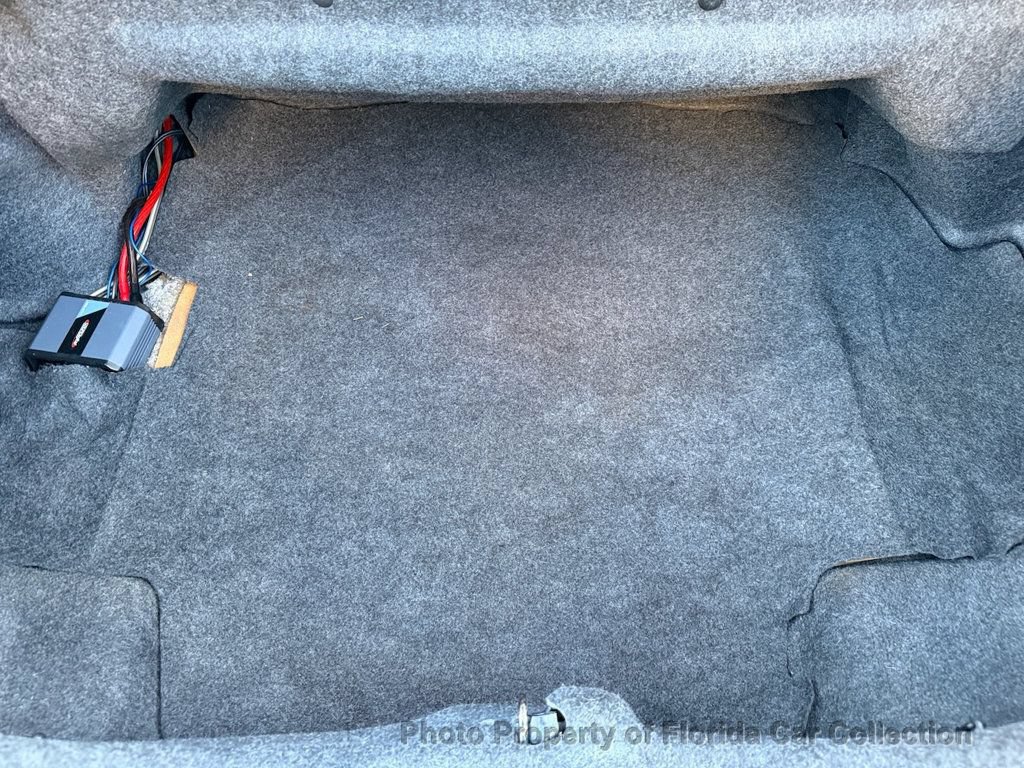 Used 2004 Chrysler Sebring GTC FWD image 74