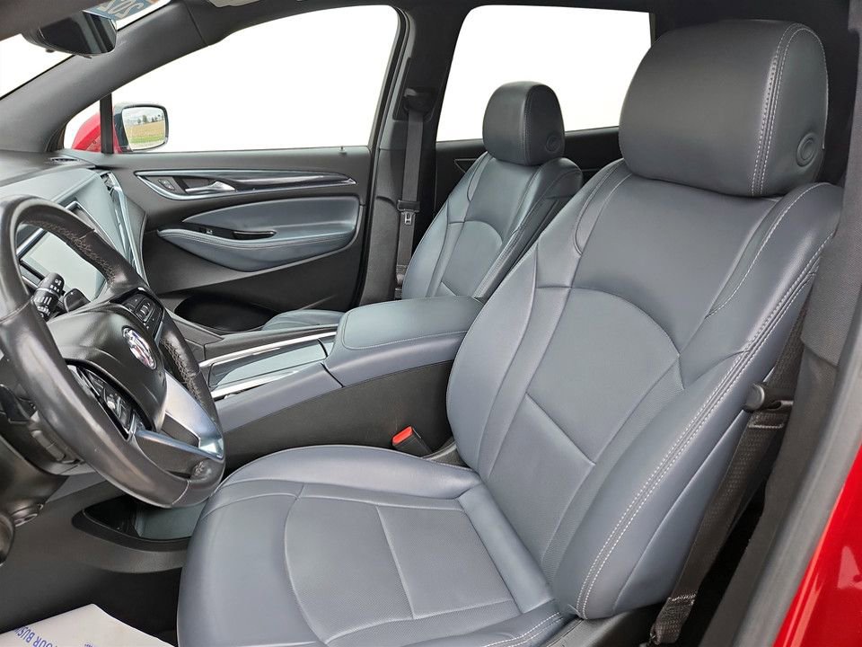Used 2024 Buick Enclave Premium image 13