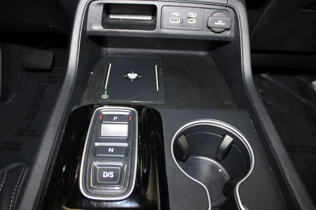 Used 2025 Honda Pilot Touring image 37
