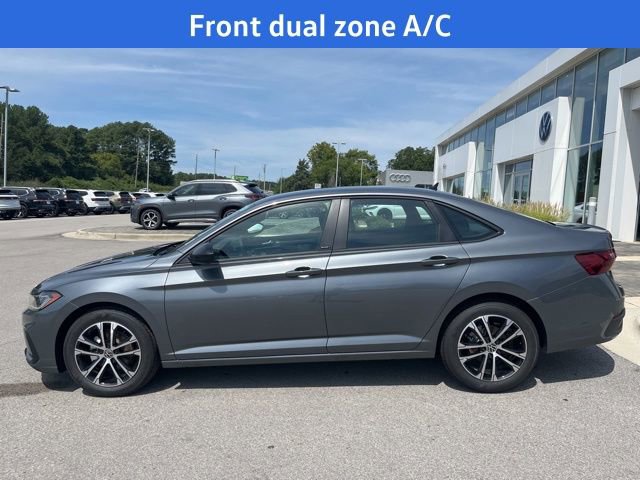 New 2025 Volkswagen Jetta Sport image 3