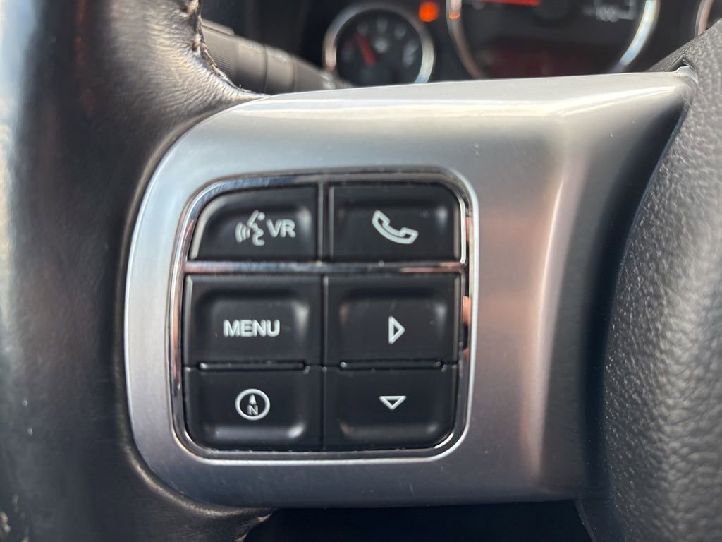 Used 2016 Jeep Wrangler Unlimited Rubicon image 15