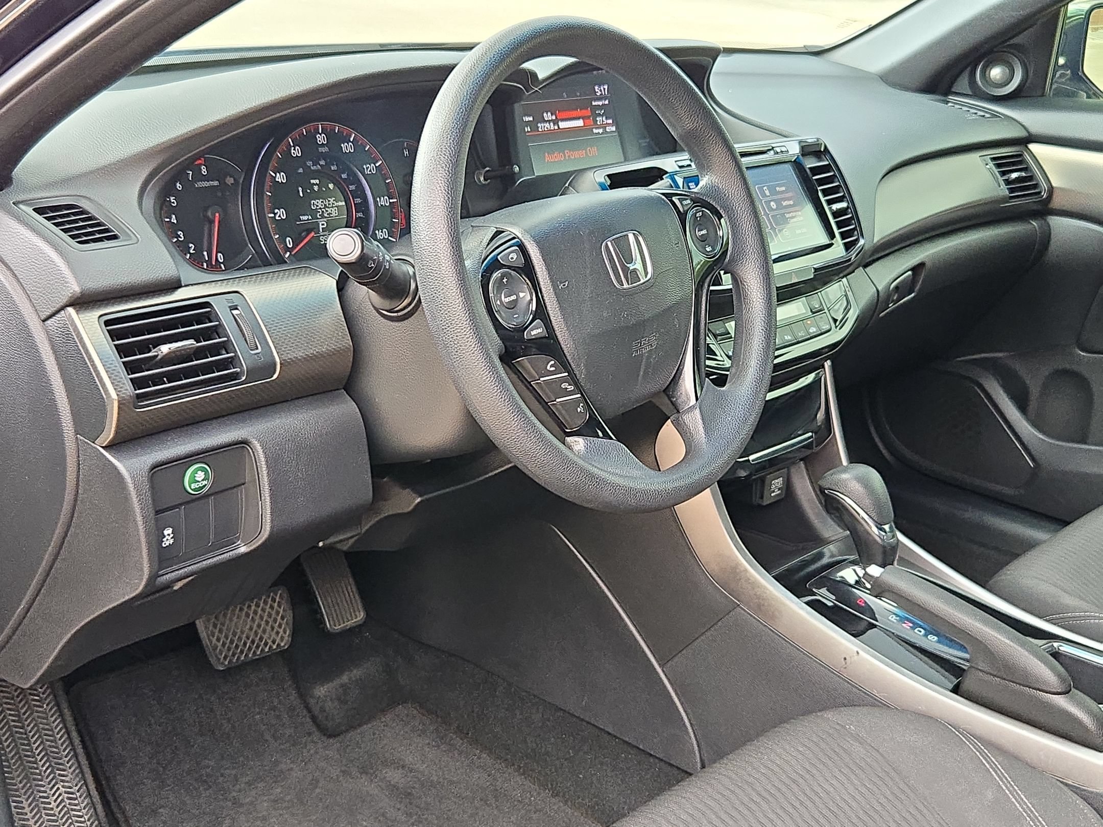 Used 2017 Honda Accord EX image 12