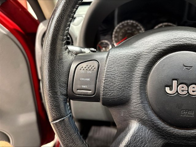 Used 2007 Jeep Liberty Sport AWD/4WD image 15