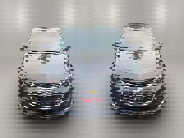 Used 2018 Chevrolet Malibu LS image 2
