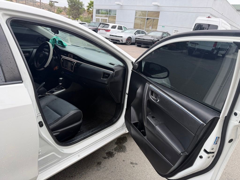 Used 2015 Toyota Corolla S FWD image 17
