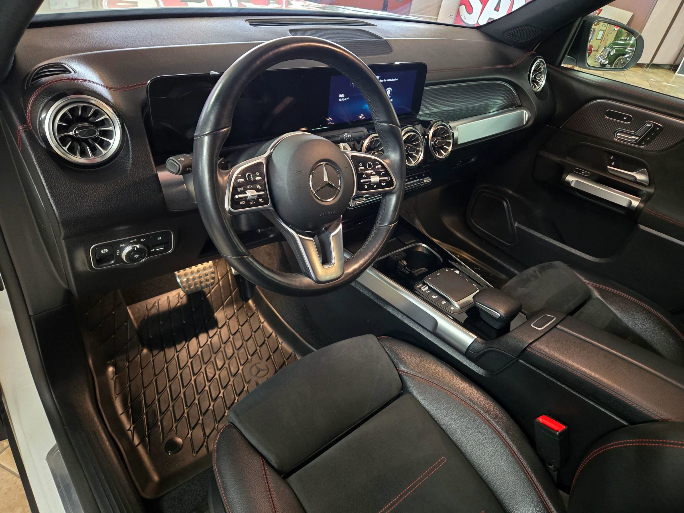 Used 2023 Mercedes-Benz EQB 350 4MATIC SUV image 36