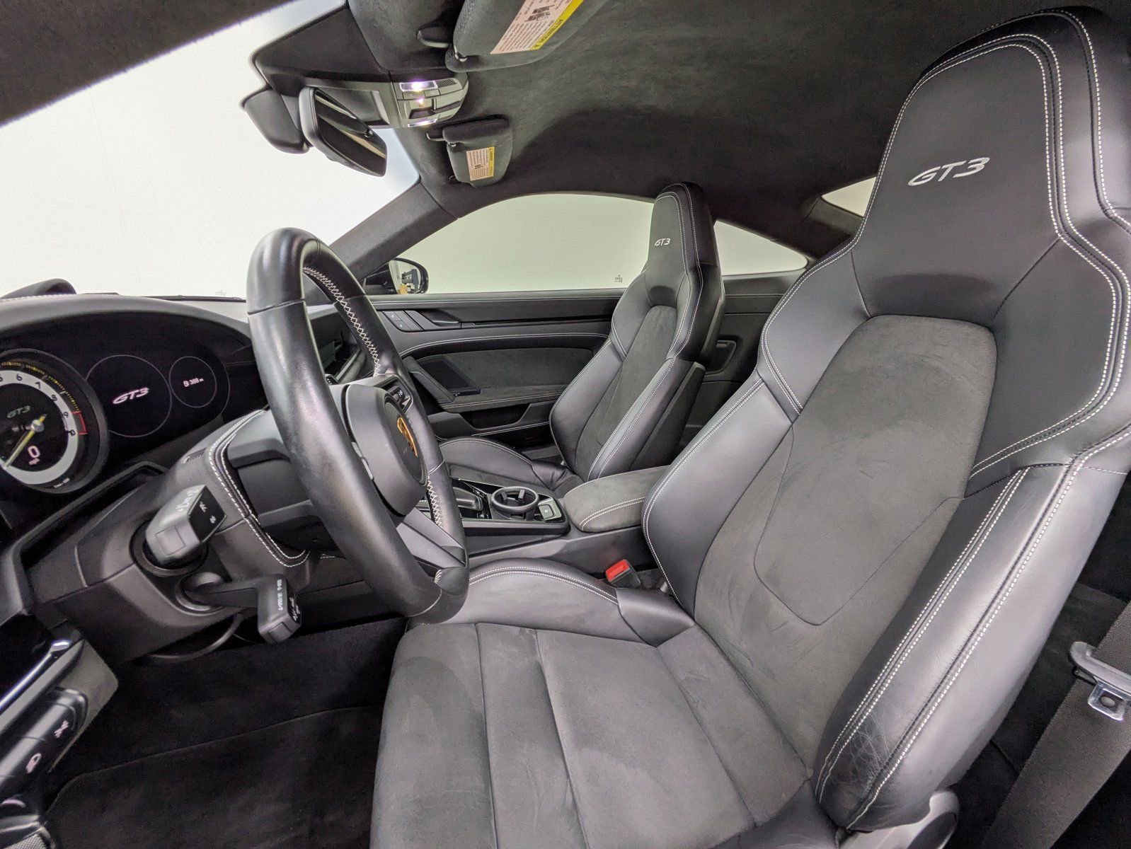 Certified 2022 Porsche 911 GT3 image 5