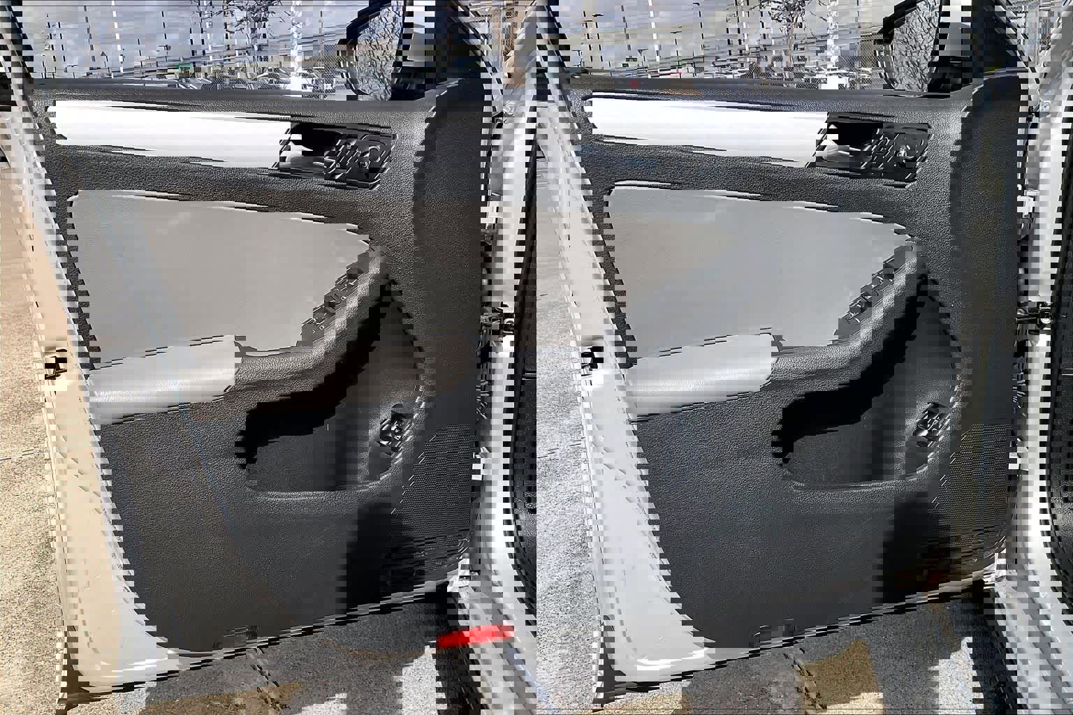 Used 2013 Volkswagen Jetta SEL image 20