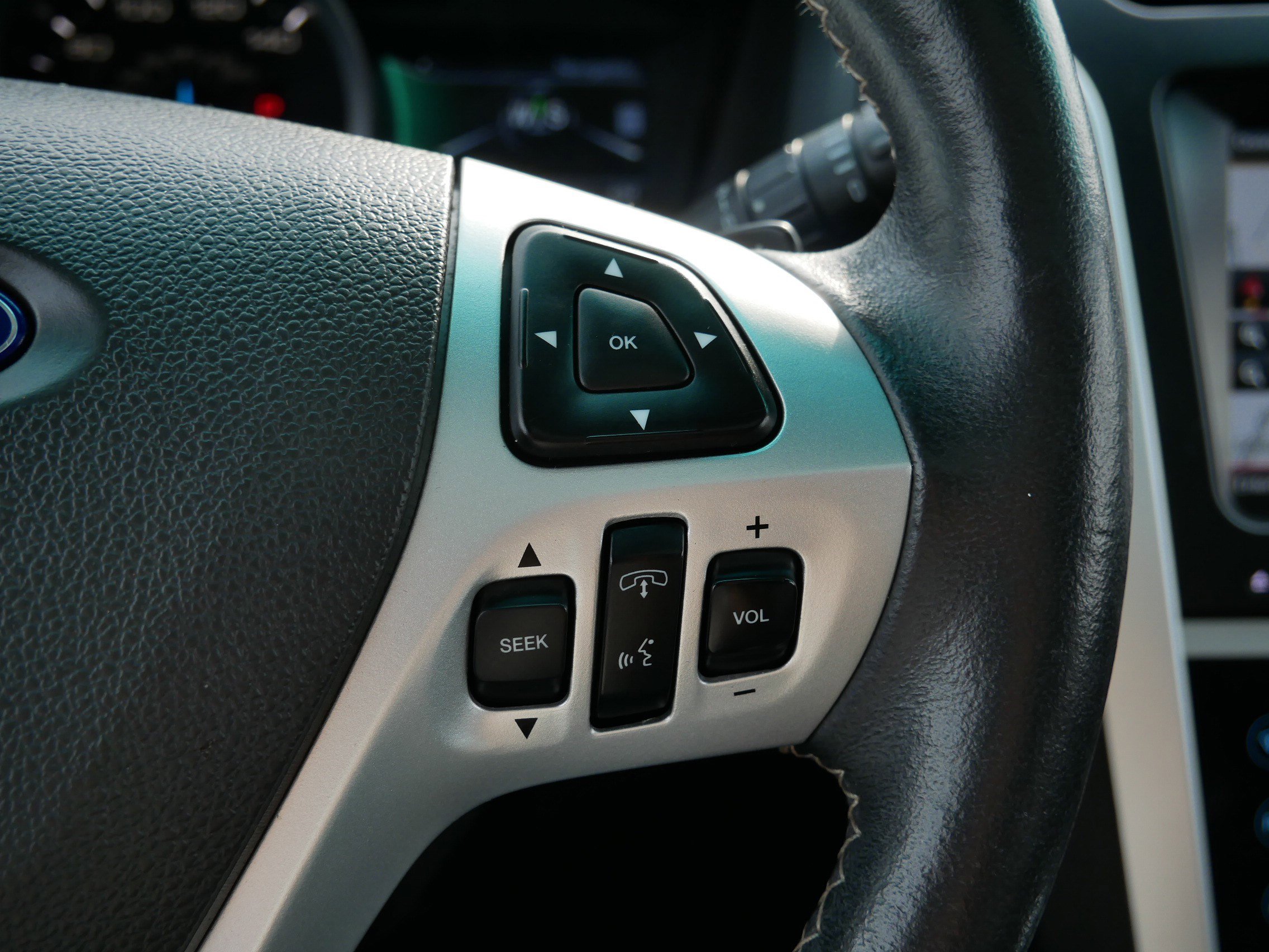 Used 2015 Ford Explorer Sport w/ Equipment Group 401A image 23