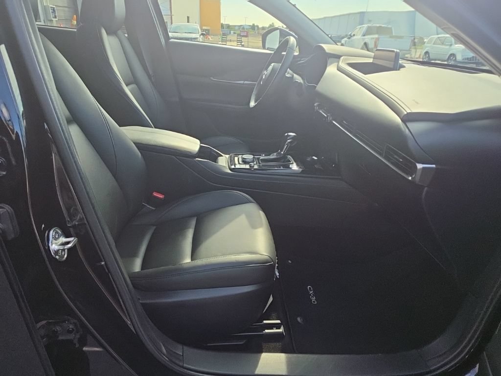 Used 2024 MAZDA CX-30 AWD 2.5 S w/ Select Sport Pkg image 31