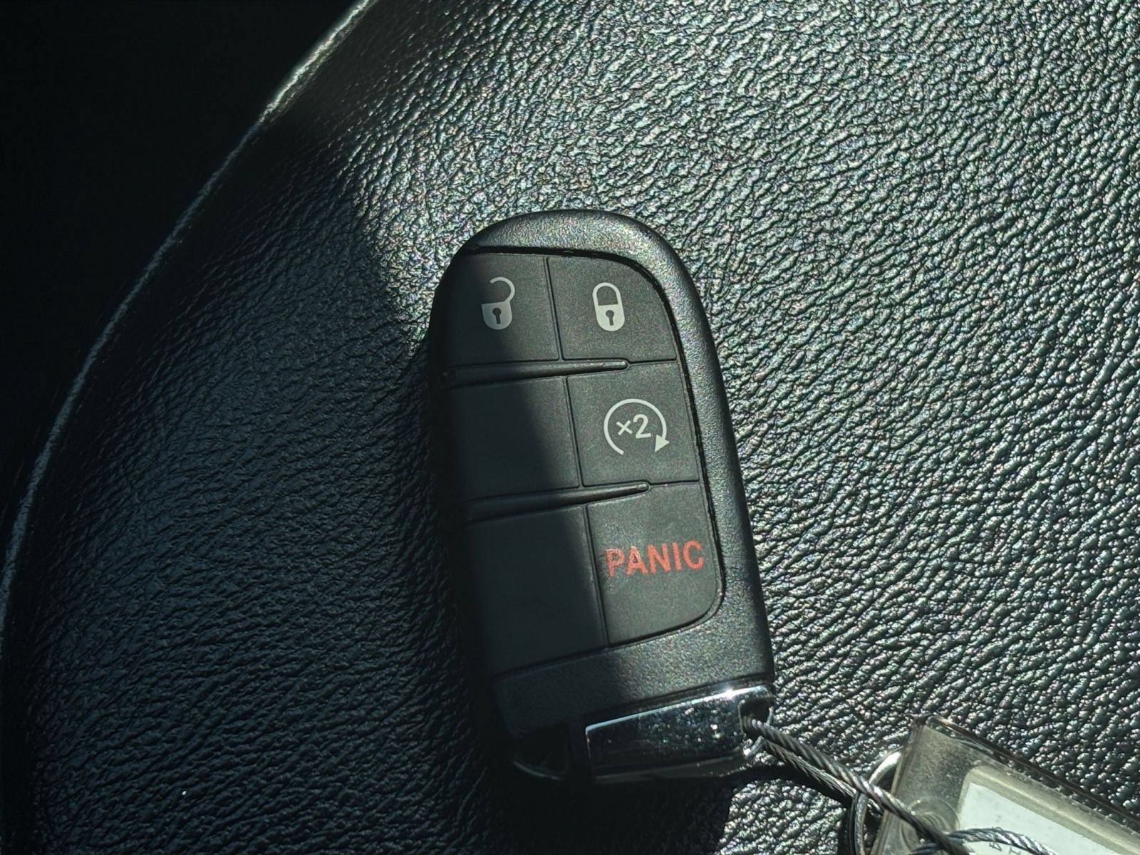 Used 2025 Jeep Compass Limited AWD/4WD image 25