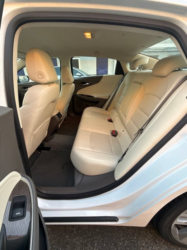 Used 2024 Chevrolet Malibu LT FWD image 15
