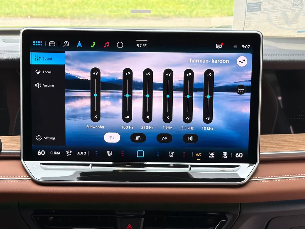 New 2026 Volkswagen Tiguan SEL R-Line AWD/4WD image 12